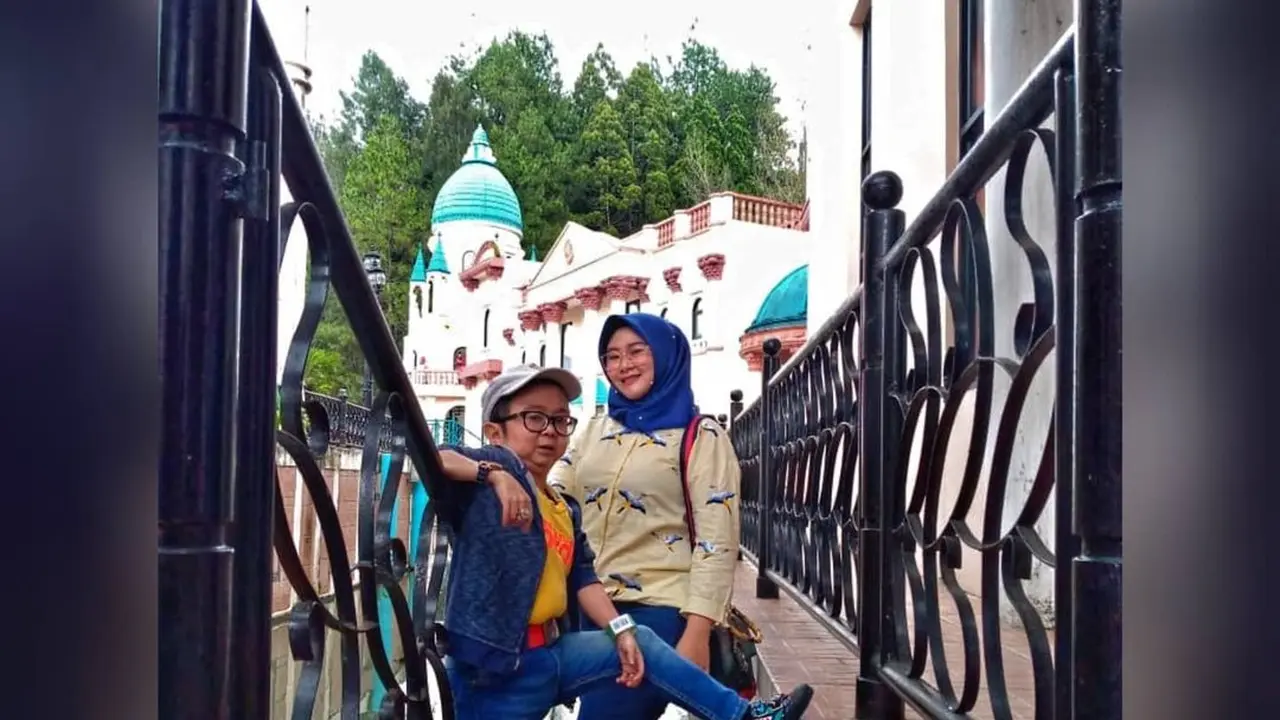 Potret Shelvie Hana Wijaya Istri Daus Mini. (Sumber: Instagram/firdaushelvie91)