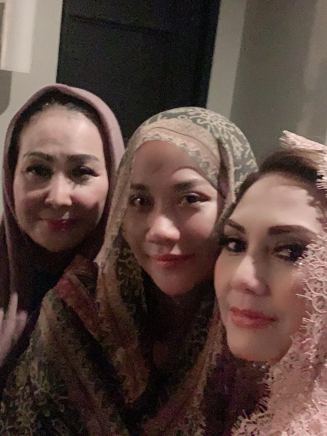 6 Potret Bunga Citra Lestari di Tujuh Harian Meninggalnya Ashraf Sinclair, Tampak Tegar