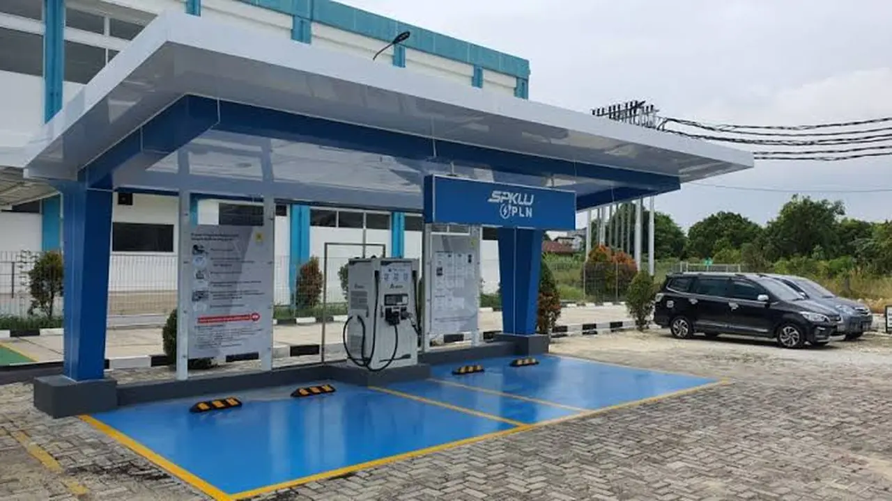 PLN Siagakan 569 Unit POM Listrik, Cek Lokasinya via PLN Mobile!