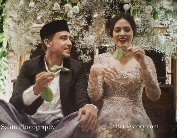 Cantiknya Raisa Jalani Ritual Adat Sunda Jelang Pernikahan Fashion Beauty Liputan6 Com