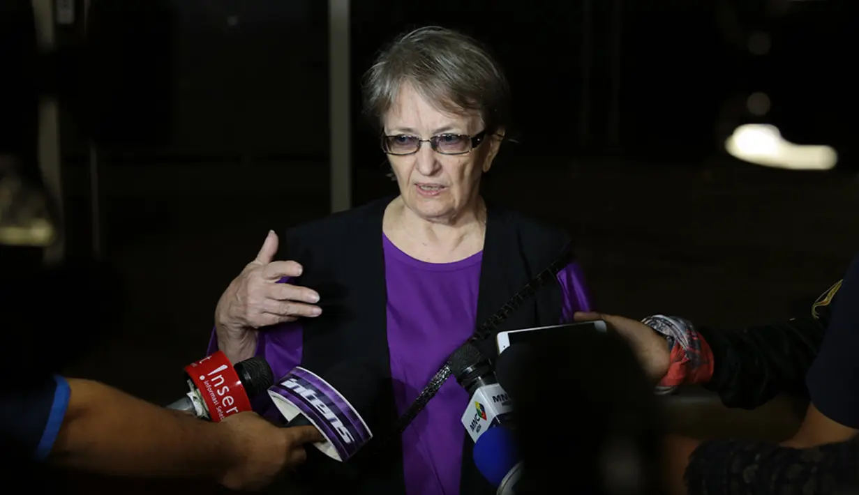 Sebelum kabar meninggal Yana Zein tersiar, sang ibu, Swetlana Zein menuturkan bahwa aktris pemain Cinta Di Langit Taj Mahal ini mengalami koma dan harus dirawat di ruang ICU Rumah Sakit Mayapada, Jakarta Selatan. (Deki Prayoga/Bintang.com)