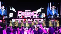Totalitas Rhoma Irama Kolaborasi Bareng JKT48 di HUT 31 Indosiar, Kabarnya Sampai Menginap di Studio
