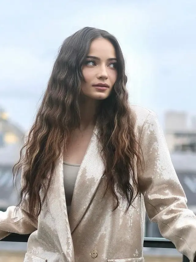 Enzy Storia di Loreal Paris Fashion Week. [@enzystoria]