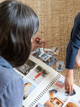 Kenangan liburan terbaik sering lahir dari momen sederhana yang dilakukan bersama keluarga. [Dok/Pexels.com/Kristyna Vyvolej.to].