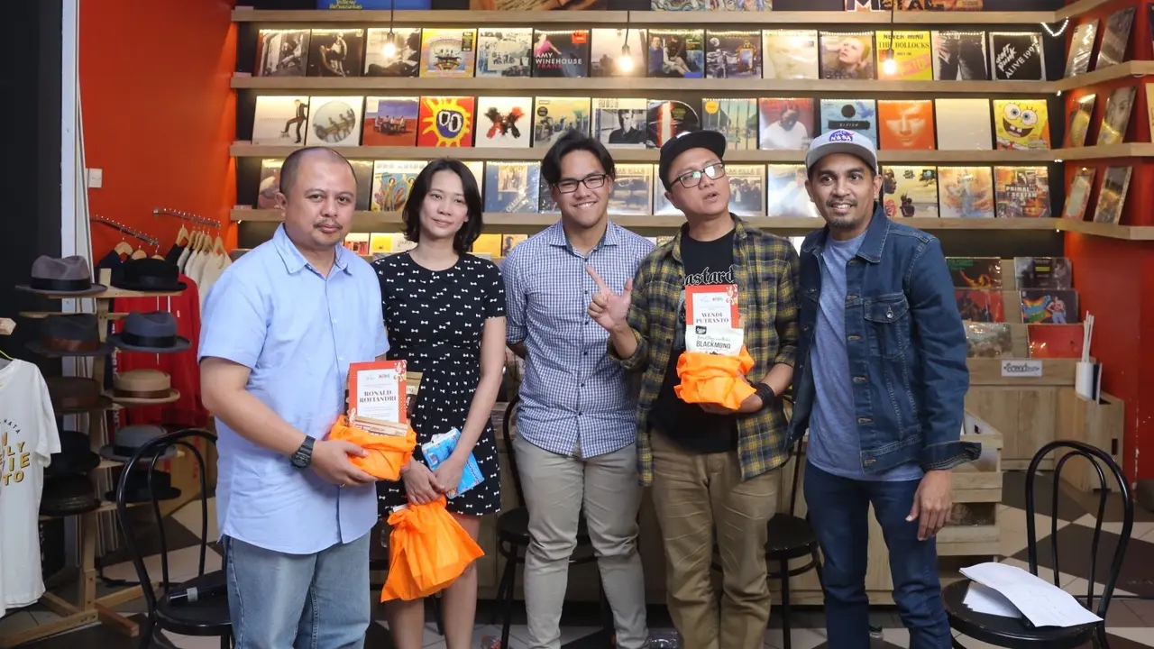 [Fimela] Glenn Fredly UU Permusikan