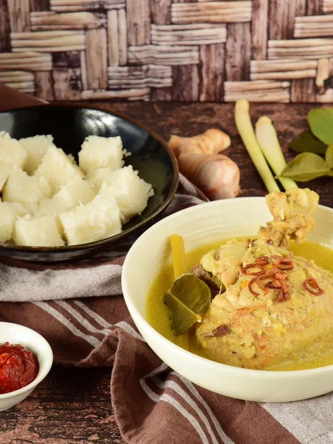 Lontong sayur