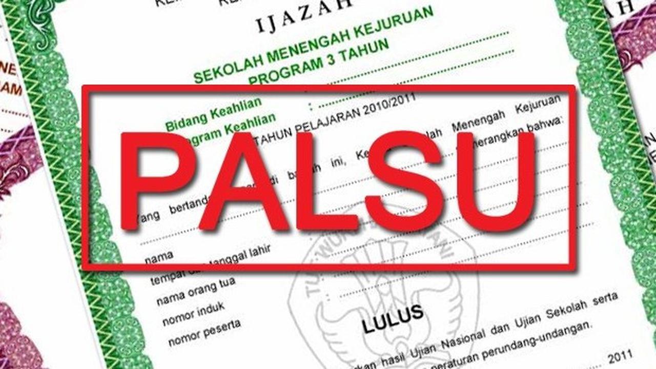 Ilustrasi Ijazah Palsu