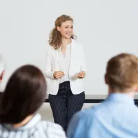 Ilustrasi Public Speaking Credit: pexels.com/Molly