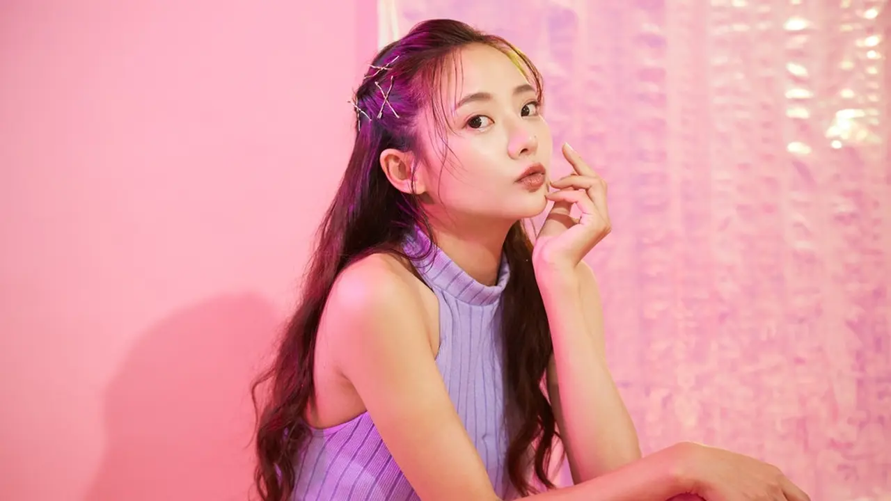 6 Outfit Paling Instagenic yang Bisa Bikin Fotomu Makin Estetik di Media Sosial