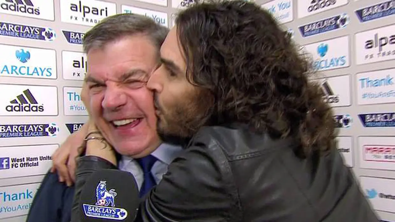 Sam Allardyce: Saya Baru Pulih Dari Ciuman Russell Brand (udah)