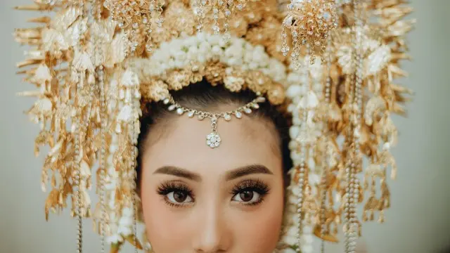 Pakai Tema Minang dan Jawa, Ini 7 Potret Prewedding Winona Willy