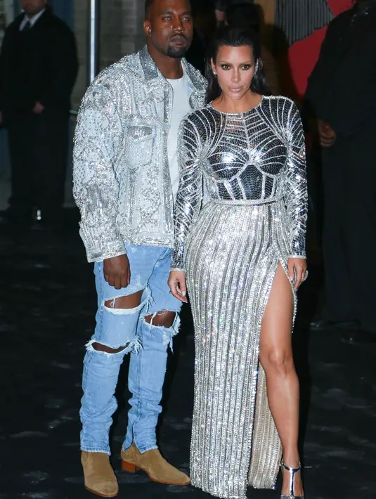 Video seks tape Kim Kardashian telah laris manis berkat di beli dan dibanderol dengan harga fantastis oleh perusahaan film porno, Vivid Entertainment. (AFP/Bintang.com)