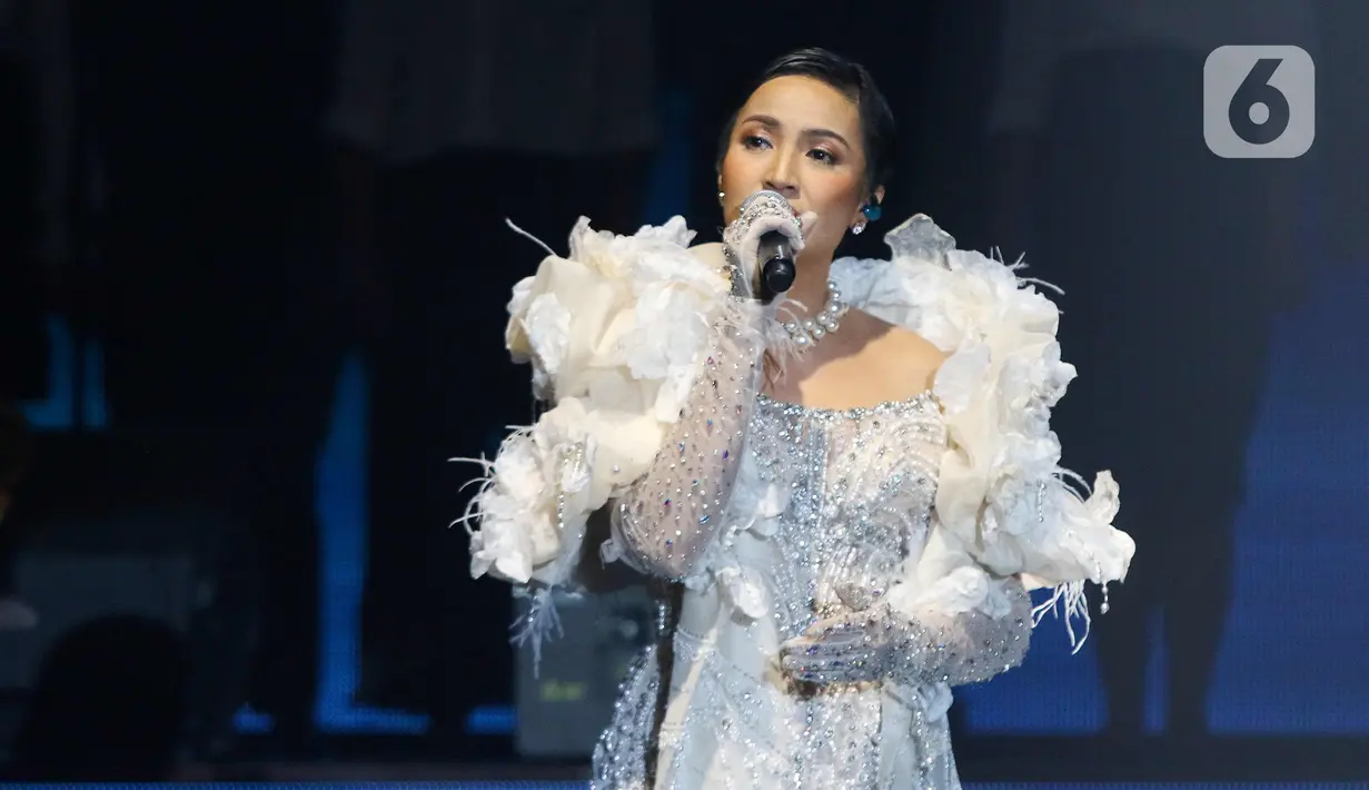 Rangkaian acara NBC diawali dengan konser kebangsaan Harvest Soundnesia, dengan bintang tamu Lea Simanjuntak, Gilang Ramadhan, Andre Dinuth, Komodo Project, Echa Sumantri dan orkestra dari siswa STT Internasional Harvest sendiri. (Liputan6.com/Herman Zakharia)