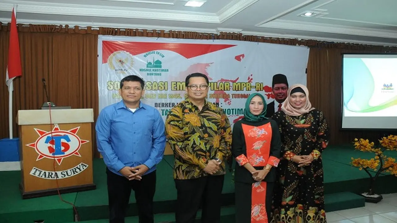Wakil Ketua MPR Ingatkan Ibu - Ibu Dampak Teknologi