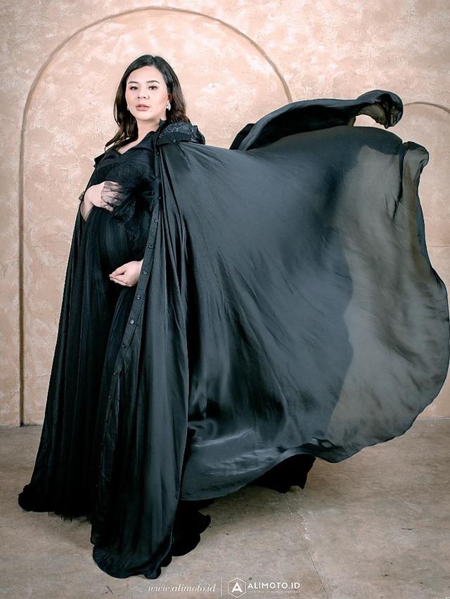 Maternity Shoot Eriska Rein