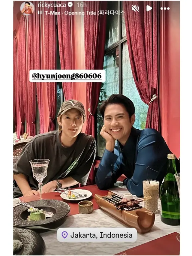 6 Potret Ricky Cuaca Bertemu Kim Hyun Joong di Jakarta, Akrab Bak Sahabat Lama