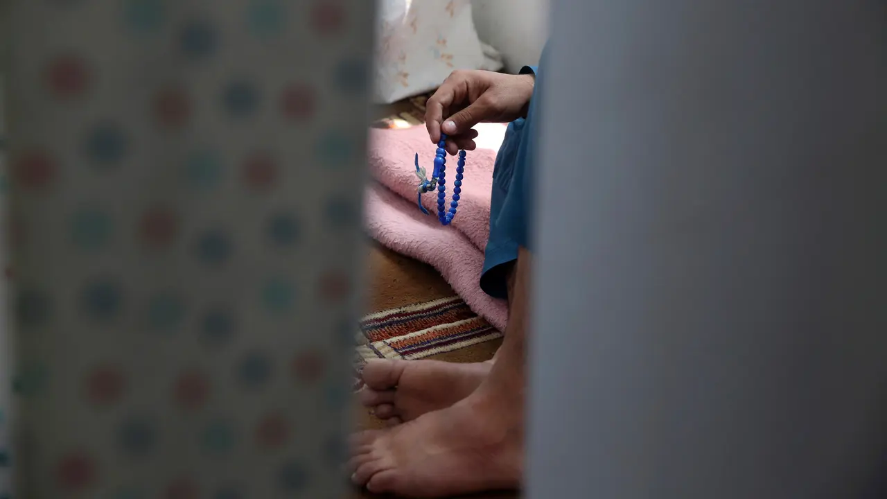Intip Muslim Afghanistan Itikaf di Bulan Ramadan