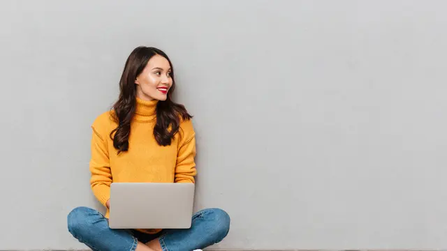 Hallo Sahabat Fimela di Semarang, Sudah Gabung ke Grup WhatsApp Fimelahood Belum?