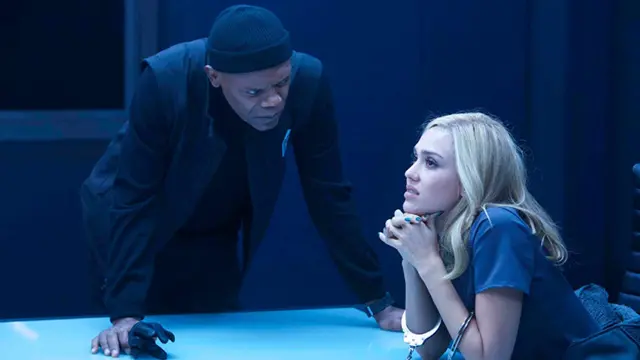 Film Barely Lethal