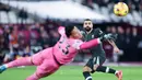 Liverpool sukses melibas West Ham United lima gol tanpa balas pada laga lanjutan Liga Inggris 2024-2025 di London Stadium pada Minggu (29/12/2024). (AFP/Adrian Dennis)