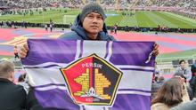 Fatchul Ichya, mantan kapten tim dan pelatih Akademi Persik saat menyaksikan partai Barcelona kontra Real Sociedad di Stadion Santiago Bernabeu. (dok. Pribadi)