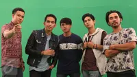 Band Lyla saat pembuatan video klip terbaru yang berjudul "Turis" di Studio Gaharu, Jakarta, Selasa (10/11/2015). (Liputan6.com/Herman Zakharia)