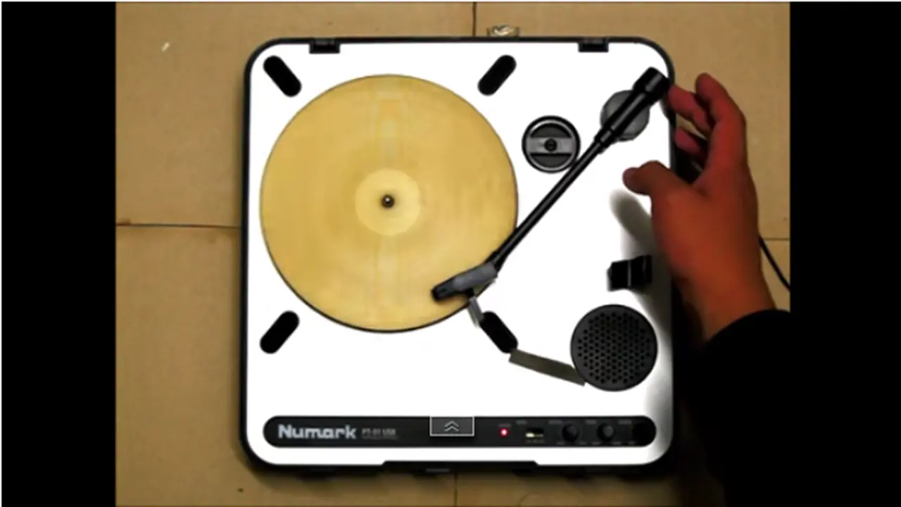 Roti Tortilla yang Berubah Menjadi Pemutar Musik