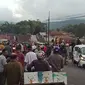 Kecelakaan beruntun di Jalan Raya Padang - Bukittinggi, Kamis (26/1/2023). (Liputan6.com/ ist)