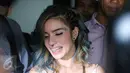Artis cantik Sheila Marcia saat ditemui di kawasan Mampang, Jakarta, Rabu (30/3). Kendati telah dikabarkan berpisah, Sheila Marcia hingga saat ini belum mendaftarkan berkas perceraian ke Pengadilan. (Liputan6.com/Herman Zakharia)