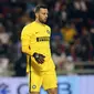 8. Samir Handanovic - Tak sia-sia Inter Milan mendatangkan kiper 32 tahun tersebut dari Udinese. Kontribusinya bak David De Gea di Manchester United. (AFP/Karim Jaafar)