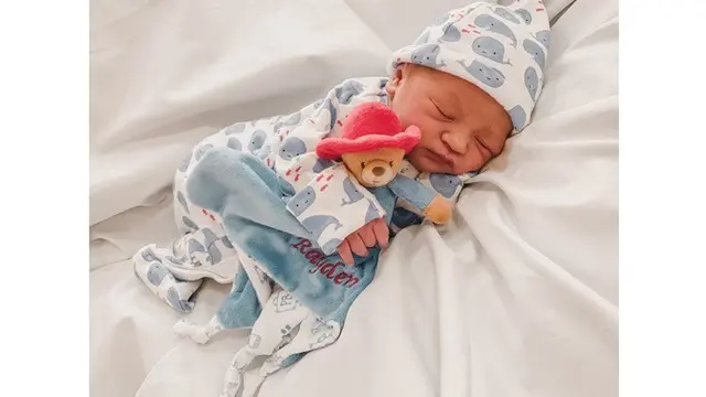 Mulai Terekspos, Ini 6 Potret Anak Kimberly Ryder yang Menggemaskan