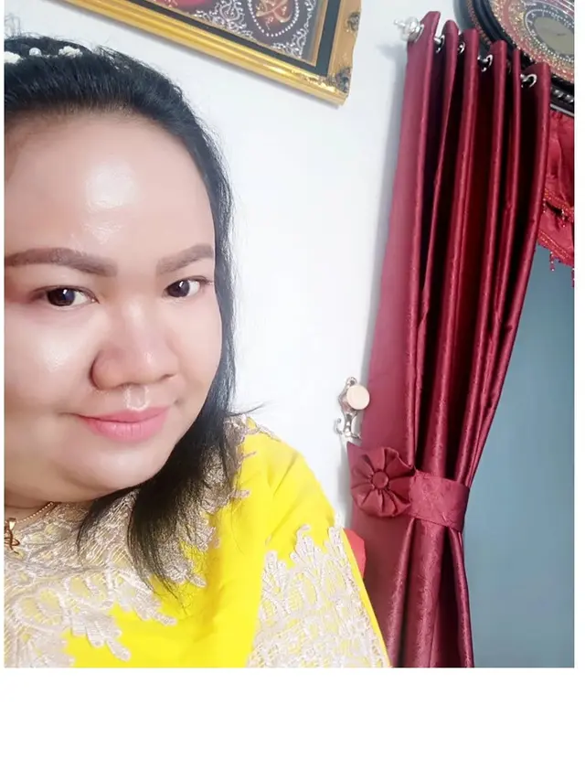 Biasa Makeup Tebal, Ini 7 Potret Aty Kodong saat Tampil Natural