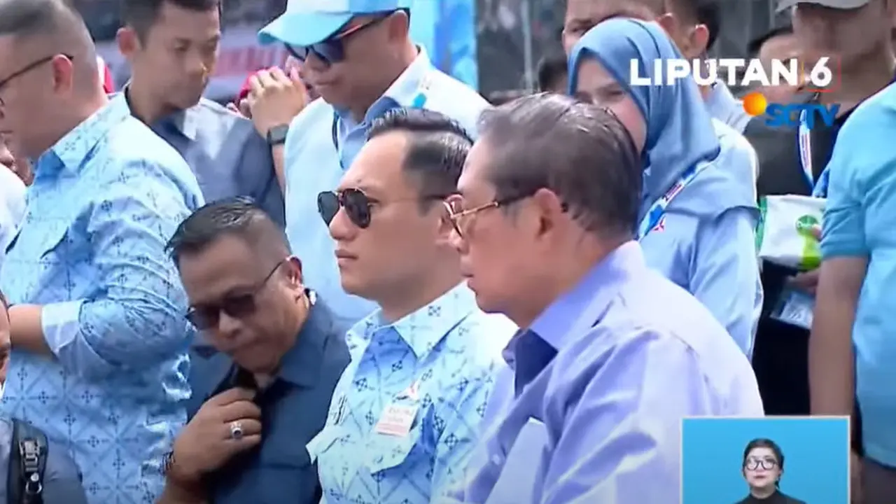 Presiden Keenam Indonesia yang juga pendiri Partai Demokrat, Susilo Bambang Yudhoyono (SBY) hadir di kampanye akbar Prabowo-Gibran. (Tangkapan Layar Youtube Liputan6)