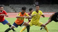 Kiper Persis GR, David Sanjaya, diklaim sang pelatih Eduard Tjong diminati pelatih Timnas Indonesia U-19, Indra Sjafri. (Bola.com/Ronald Seger)