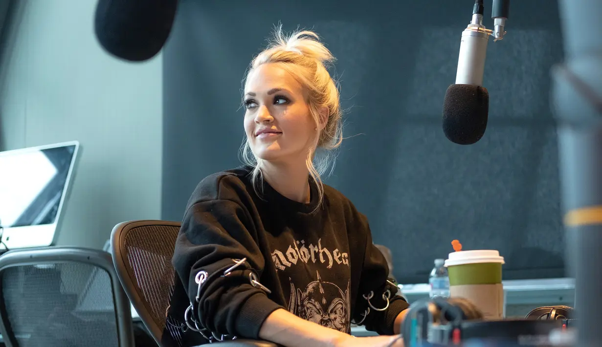 "2017 bukan tahun yang aku bayangkan. Aku berencana untuk mengeluarkanlagu baru dan miliki anak. Aku hamil pada awal 2017 namun mengalami keguguran," ujar Carrie. (JASON KEMPIN / GETTY IMAGES NORTH AMERICA / AFP)