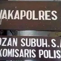 Satu lagi orang bernama unik di Indonesia. Dia Pak Polisi Adzan Subuh.  | Via: istimewa