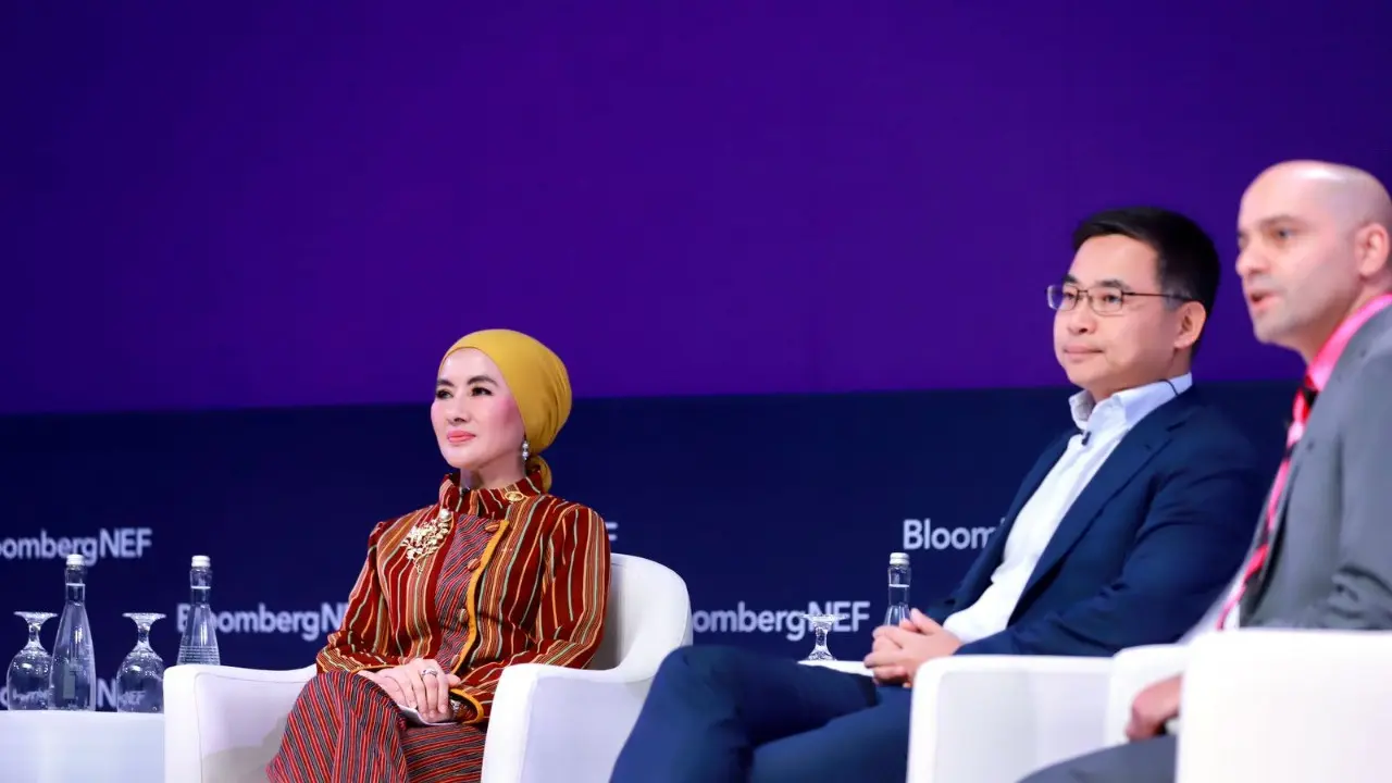 Chair of Task Force Energy, Sustainability and Climate Business 20 (TF ESC-B20) Nicke Widyawati dalam diskusi "BloombergNEF (BNEF) Net Zero Summit."