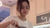 Tissa Biani Bagikan Momen saat Masak Rawon Permintaan Dul Jaelani, Dianggap Sudah Cocok Jadi Istri