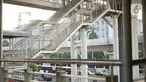Kondisi Jembatan Penyeberangan Orang (JPO) yang merupakan akses menuju Halte Transjakarta CSW di kawasan Kebayoran Baru, Jakarta Selatan, Rabu (30/10/2019). JPO yang tak kunjung dipasang lift dan eskalator tersebut dibangun untuk menunjang koridor 13 Transjakarta. (Liputan6.com/Immanuel Antonius)