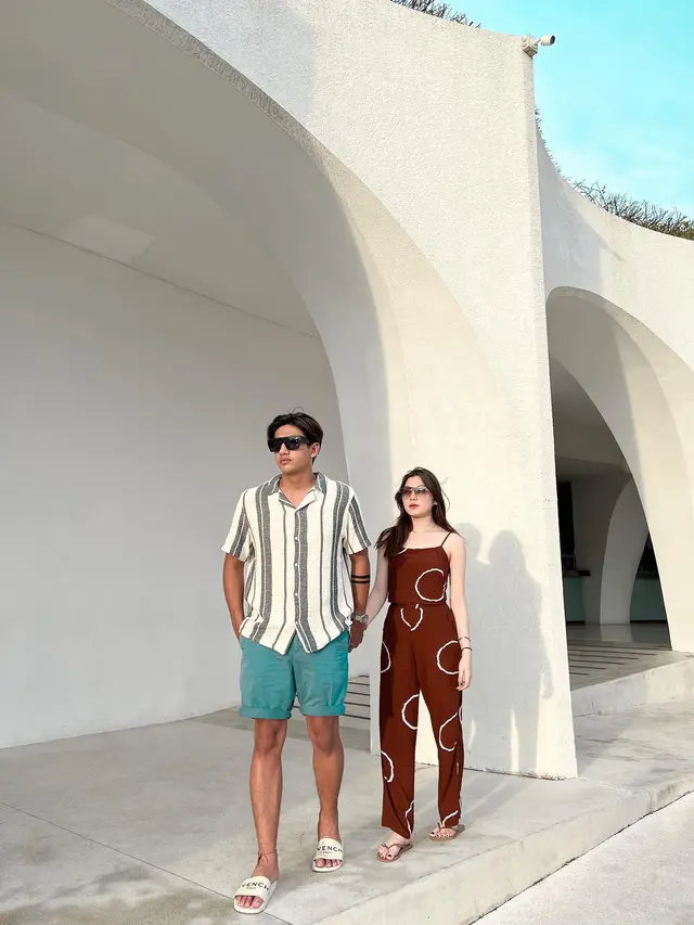 Makin Mesra, Ini 7 Kebersamaan Harris Vriza dan Haviza Devi saat Liburan
