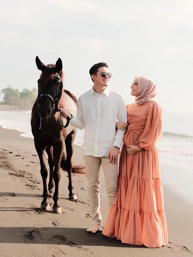Zaskia Sungkar pamer foto maternity lawas (Instagram/zaskiasungkar15)