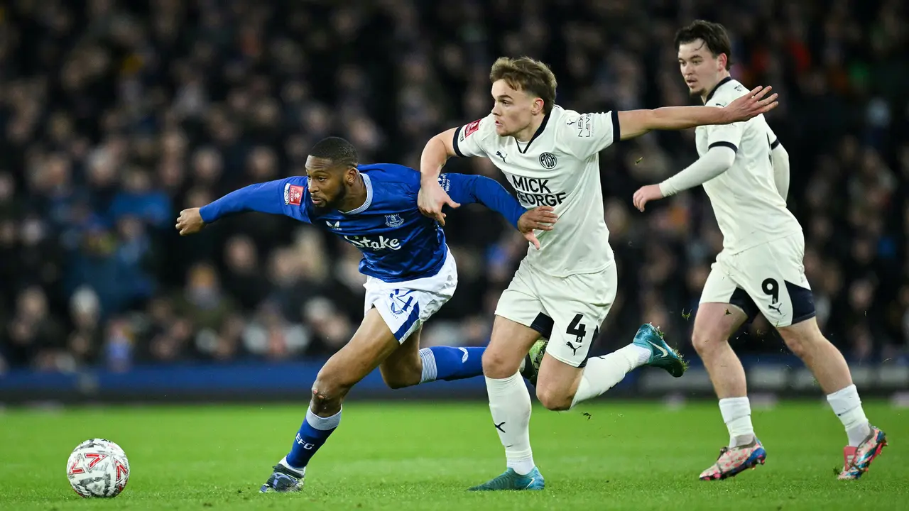 Foto: Bernasib Nelangsa, Pelatih Everton Sean Dyche Dipecat 3 Jam Sebelum Laga Melawan Peterborough United di Piala FA