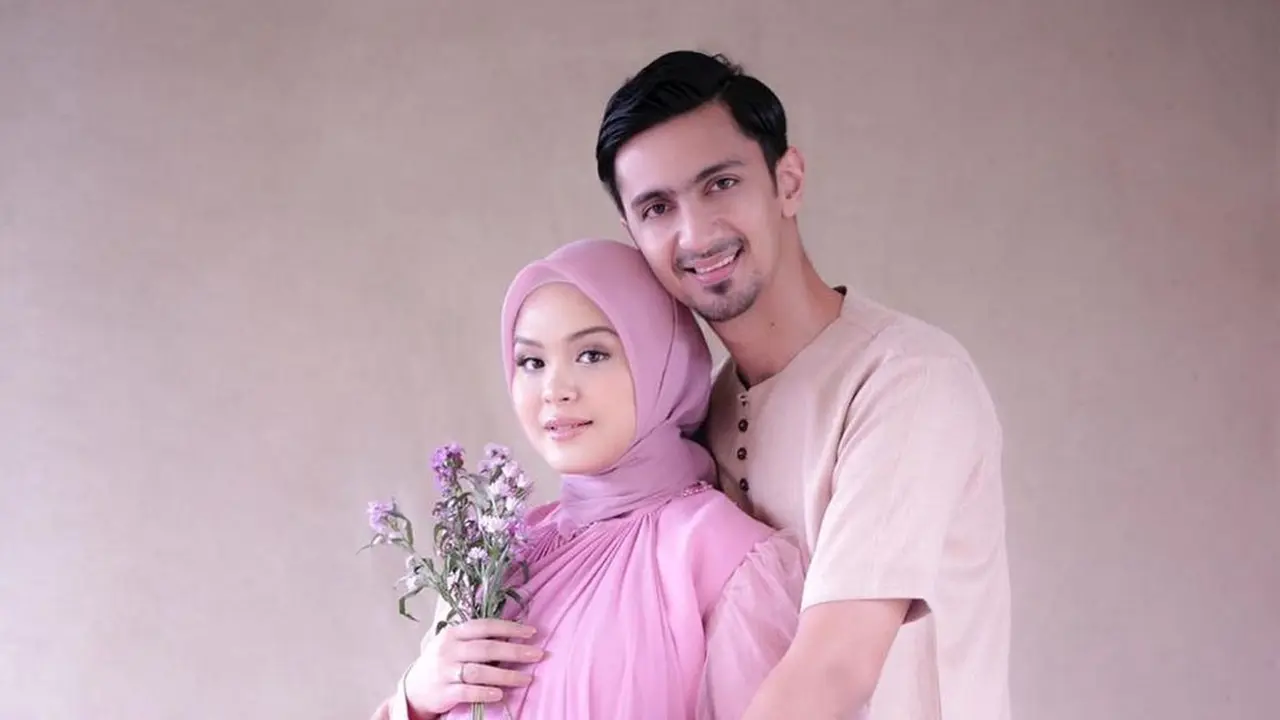 Melahirkan Anak Pertama, Ini 6 Potret Perjalanan Kehamilan Vebby Palwinta