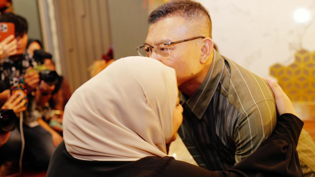 Aurel Hermansyah Unggah Potret Lawas Bareng Anang di Hari Ultah Sang Ayah, Kado Terindah