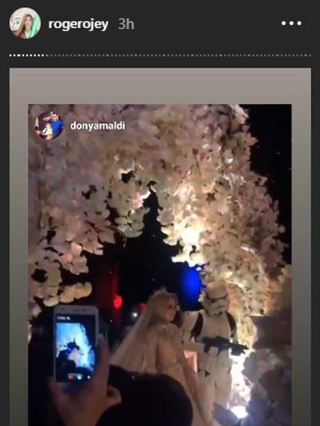 Cut Meyriska dan Roger Danuarta (Foto: Instagram/@rogerojey)