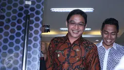 Kedatangan Sigit Purnomo (Pasha Ungu) ke Resmob Polda Metro Jaya sempat membuat heboh karena bertepatan dengan pemeriksaan Reza Artamevia, Jakarta, Rabu (14/9). Pasha mengaku hanya mengantar undangan HUT Kota Palu. (Liputan6.com/Herman Zakharia)