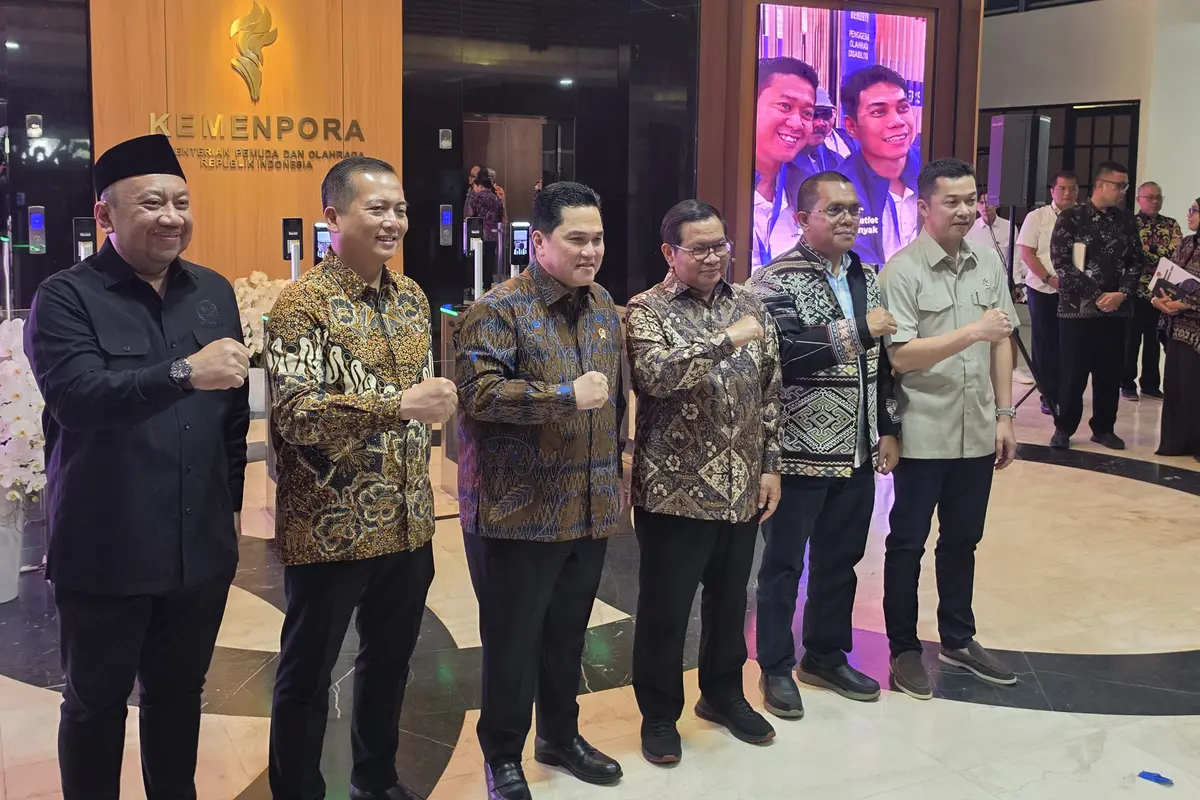 Erick Thohir mengumpulkan tiga gubernur tuan rumah PON 2028