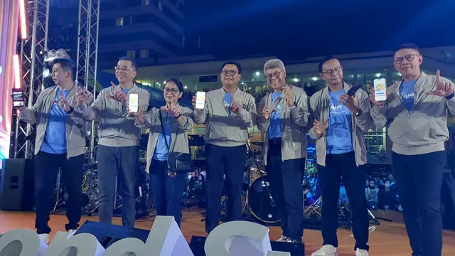 Bank Mandiri resmi merilis fitur baru dalam aplikasi Livin' by Mandiri. Kali ini ada fitur Kredit Pemilikan Rumah (KPR) yang bisa diakses oleh nasabah. (Foto: Liputan6.com/Arief RH)
