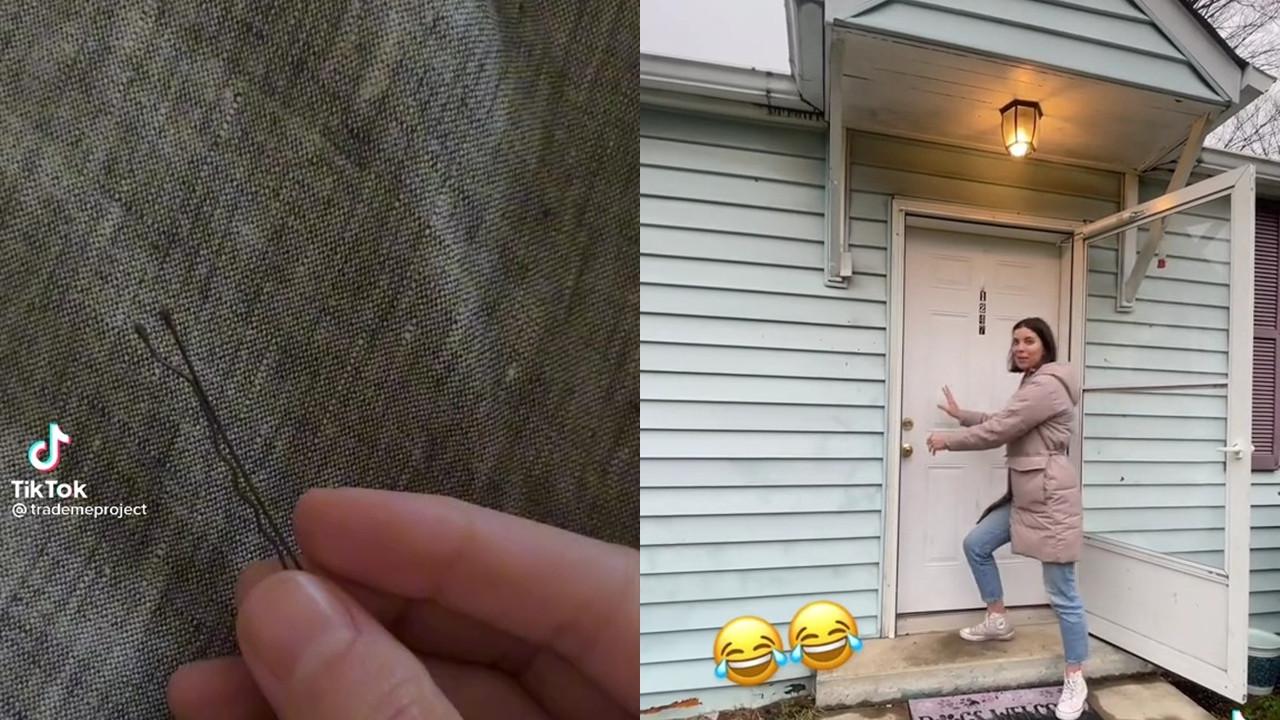 Wanita Penukar Penjepit Rambut dengan Rumah