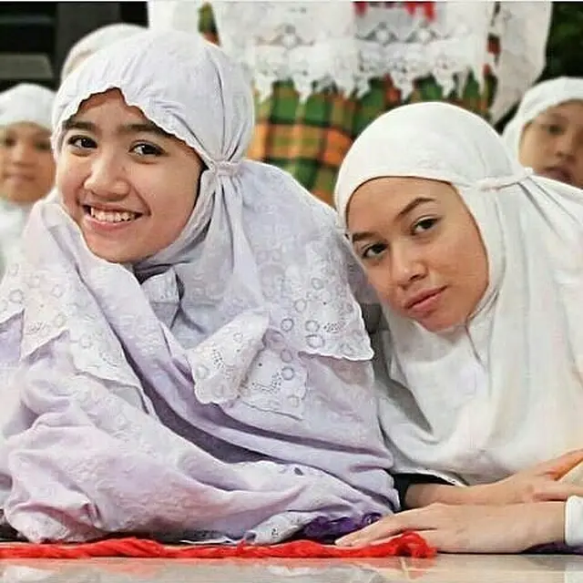 Berteman Dekat, Ini 6 Potret Lawas Yuki Kato dan Febby Rastanty saat Syuting Film CCP